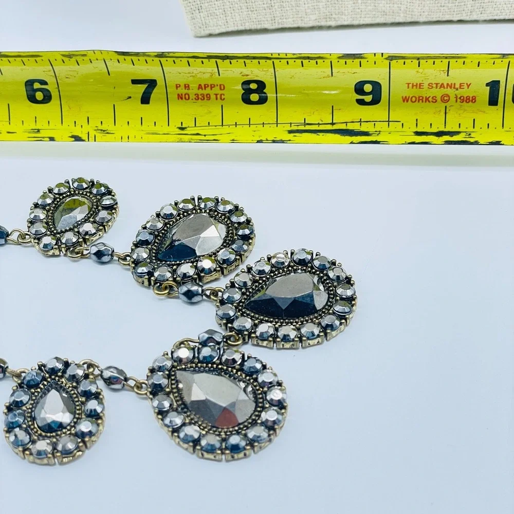 Vintage Beaded Statement Necklace Black Gray Silver Tone Teardrop Bib